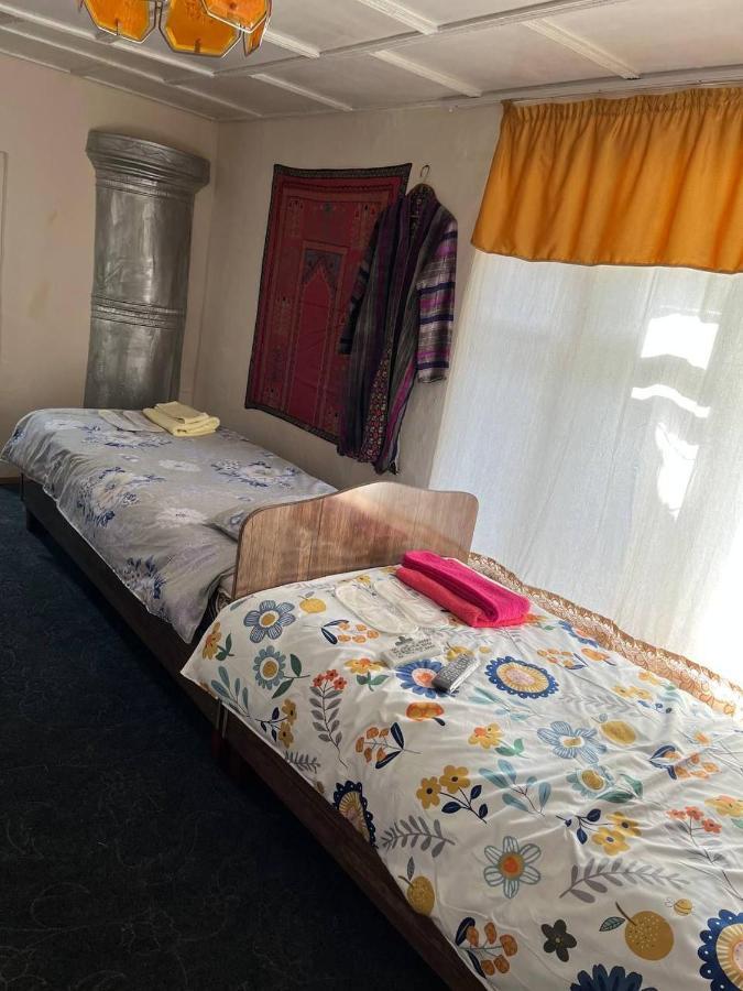 Tasmin Mexr Hostel Samarkand Bagian luar foto