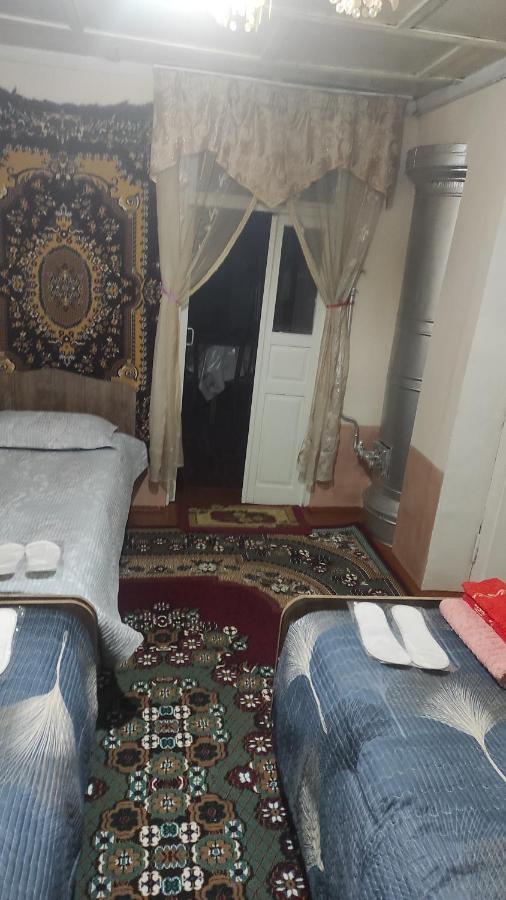 Tasmin Mexr Hostel Samarkand Bagian luar foto