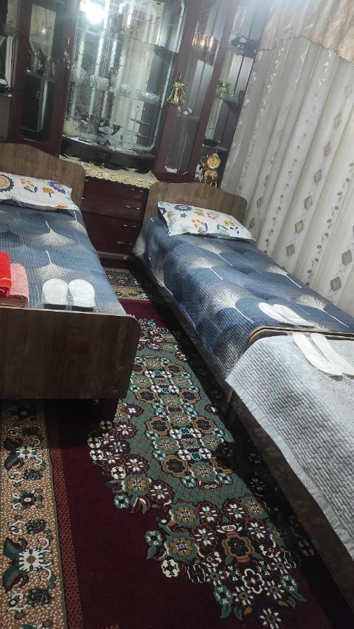 Tasmin Mexr Hostel Samarkand Bagian luar foto