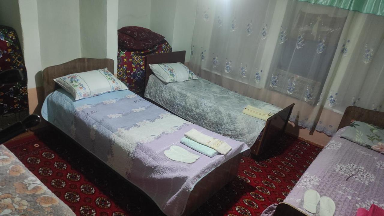 Tasmin Mexr Hostel Samarkand Bagian luar foto